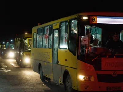 Civilii din Mariupol au șansa de a evada din ruinele Mariupolului (sursa: cnn.com)