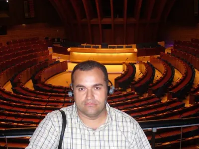 Încă un sinecurist pesedist dat afară de Bolojan: un ex-jurnalist de Spiru Haret care conducea ANMCS Foto: Facebook