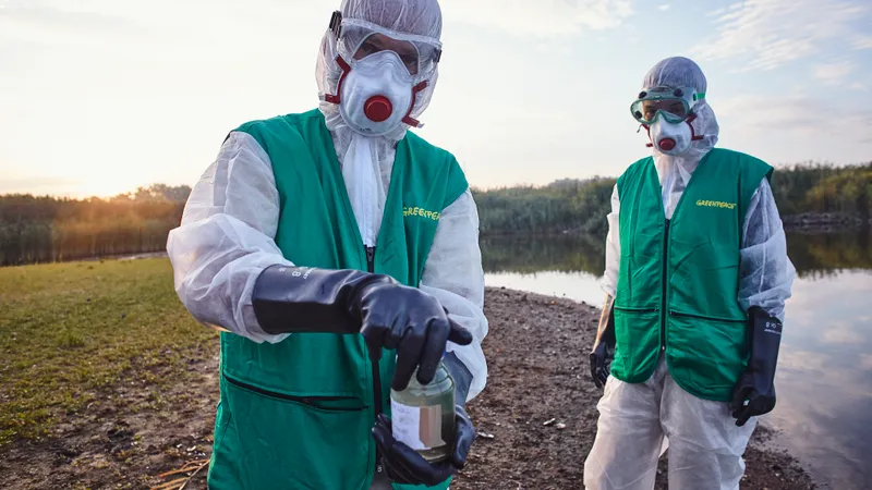 Minele poloneze au otrăvit fluviul Oder (sursa: Twitter/Greenpeace Polska)