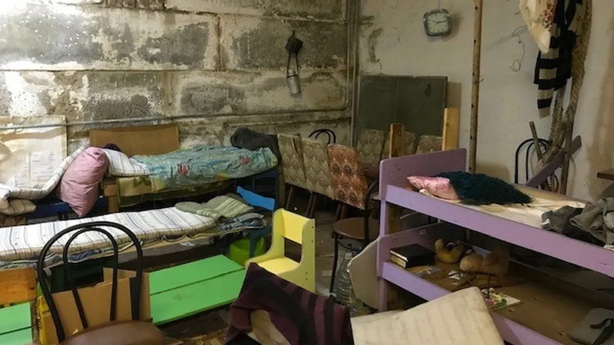 Ororile ocupației ruse: subsolul în care au trăit 130 de oameni, 25 de zile Foto: BBC