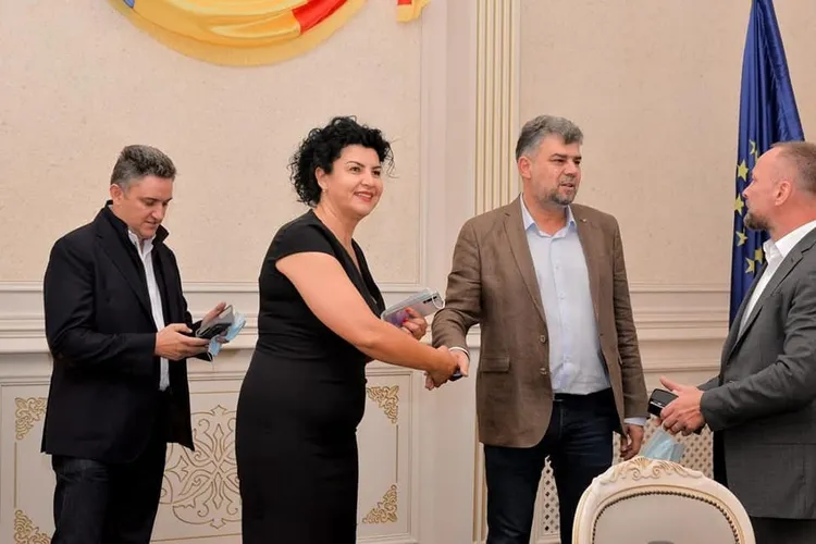 Șef pesedist, consilieră cu diplomă falsă (sursa: ziaruldeiasi.ro)