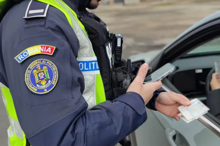 Șoferii cu amenzi neplătite nu au scăpat de riscul suspendării permisului: mecanismul nu este anulat
