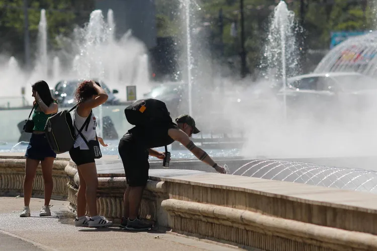 Cod roșu de caniculă în Capitală (sursa: Inquam Photos/Mălina Norocea)