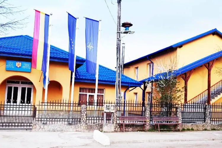 Proiect turistic european, transformat în fast-food (sursa: Facebook/Primăria Mironeasa)