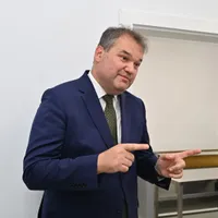 Legea lui Cseke Atilla, votată de Grindeanu, a decimat consilierii locali din Oradea