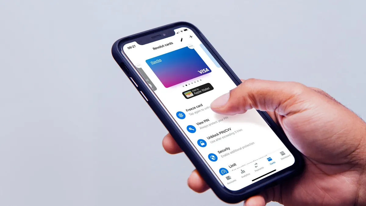 Utilizatorii Revolut, vizați de fraude (sursa: Facebook/Revolut)