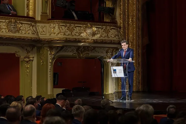 Nicușor Dan, maraton de întâlniri la Iași (sursa: Facebook/Nicușor Dan)