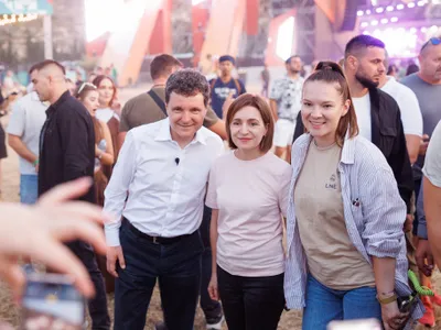 Un jurnalist din Chișinău infirmă zvonul că Nicușor Dan nu ar fi trimis un mesaj de Ziua Moldovei Foto: Facebook Maia Sandu