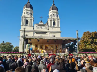 Sute de urgențe medicale la pelerinaj (sursa: ziaruldeiasi.ro)