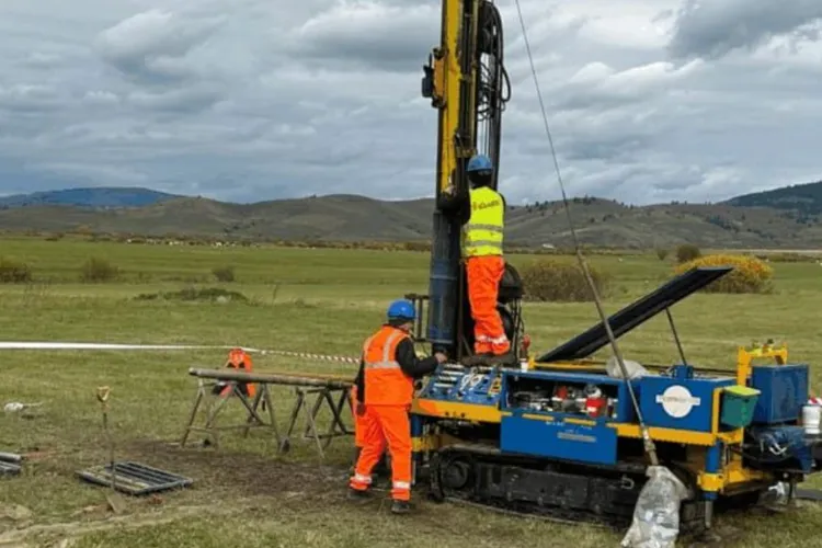 Pe Autostrada A8 încep, în sfârșit, lucrările de proiectare a celui mai dificil tronson montan (sursa: CNIR)