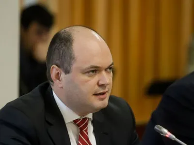 Circa 90% din încasările la buget se duc pe salariile bugetarilor, pensii și asistență socială, spune Ionuț Dumitru Foto: Inquam/George Calin