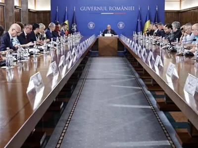 Asumarea reformelor, Guvernul poate să cadă (sursa: Facebook/Guvernul României)