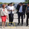 Claudiu Manda, încă o aroganță social-democrată: cu sneakers care par a fi un model italian de lux de 1.100 euro, la realegerea soției în fruntea PSD Craiova