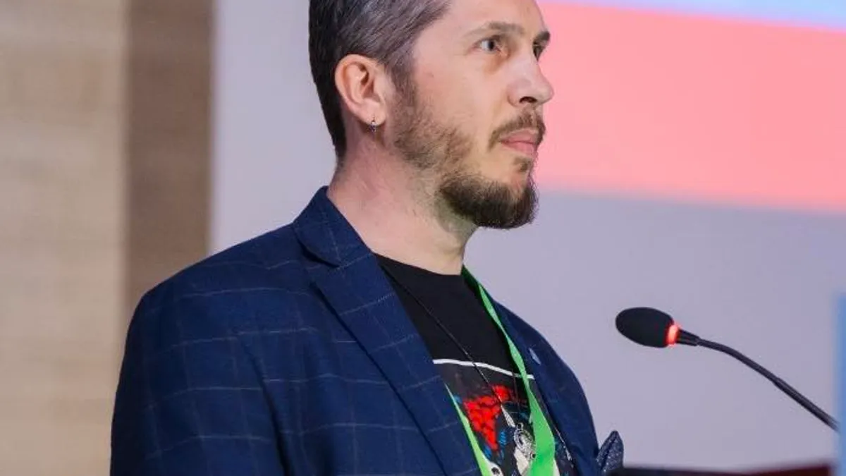 Consilierul lui Rafila, Gabriel Diaconu, îi atacă pe procurorii care au cerut arestarea doctorițelor Foto: Facebook