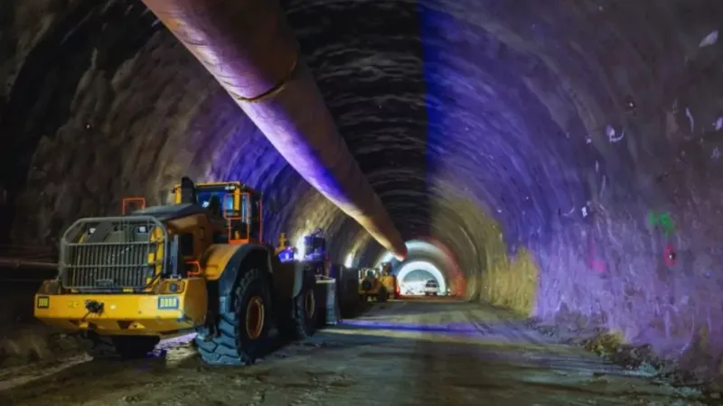 Porr avansează puternic cu primul tunel rutier la nivel de autostradă