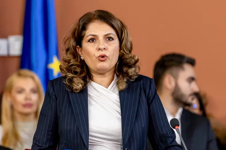 Lovituri în serie pentru Bolojan de la Curtea de Apel București: convocarea Congresului PNL rămâne suspendată, la fel ca și procedura legii salarizării