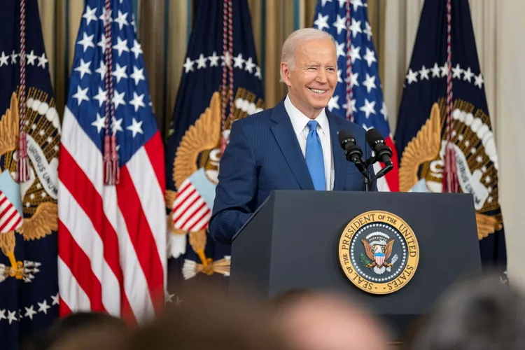 Democrații păstrează Senatul, Biden - mandat puternic (sursa: Facebook/The White House)