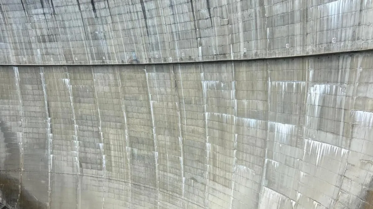 Barajul Paltinu funcționează normal, anunță Apele Române (sursa: Facebook/Apele Române)