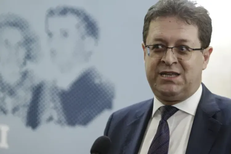 În plină criză, regia protocolului de stat, condusă de Marius Grajdan. cumpără mobilă de lux, pilote și perne Foto: Inquam/Octav Ganea