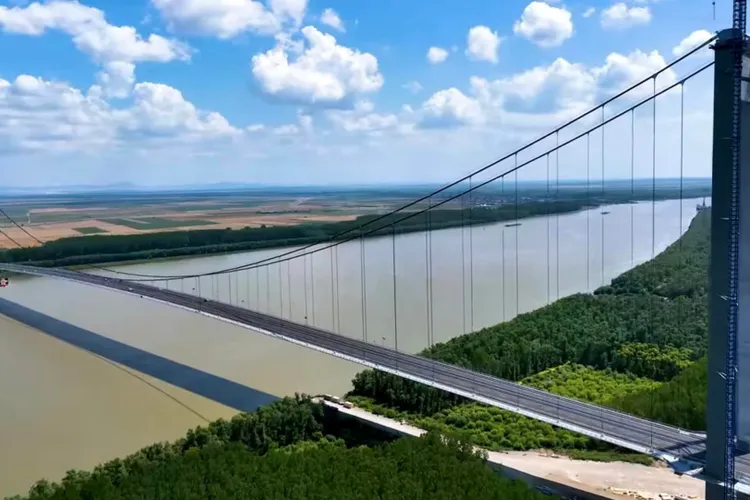 Podul suspendat Brăila:Galați - Tulcea, inaugurat (sursa: Facebook/Irinel Ionel Scriosteanu)