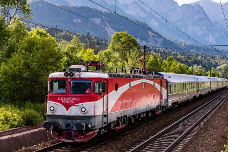 Heroina din Ferentari, transportată cu trenul (sursa: Facebook/CFR Călători)