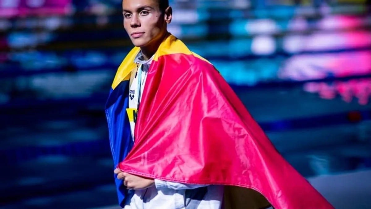 David Popovici îl desființează pe Simion Foto: Facebook