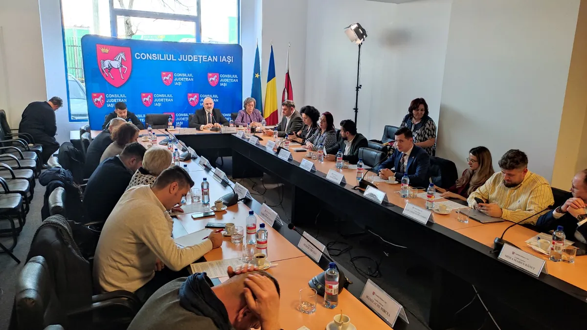 Ședință la Consiliul Județean Iași