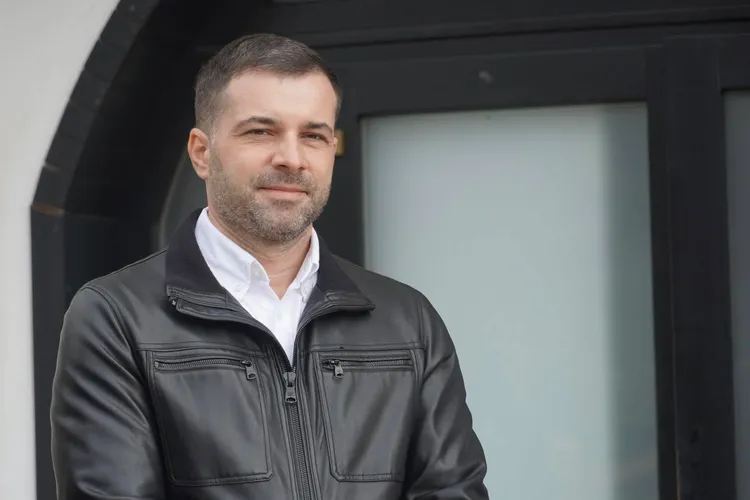 Prima măsură a noului ministru al Transporturilor, pesedistul Popa: interzice accesul neanunțat și neaprobat în prealabil al presei pe șantiere