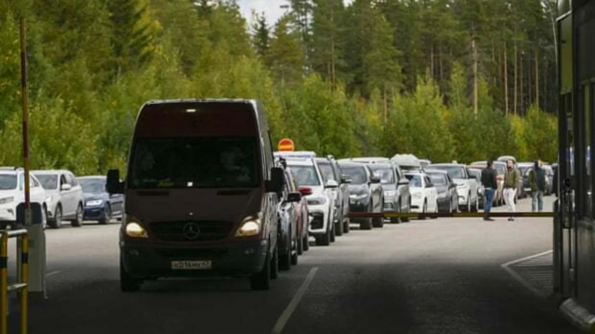 Peste 260.000 de bărbați au părăsit Rusia Foto: Twitter