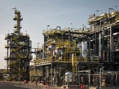 Criza apei din Prahova ar putea duce la explozia prețurilor la carburanți Foto: OMV Petrom