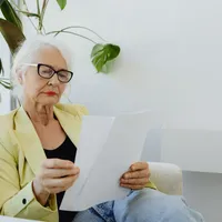 Cum verifici dacă ți s-a calculat greșit pensia în 2026: documentele care pot aduce bani în plus