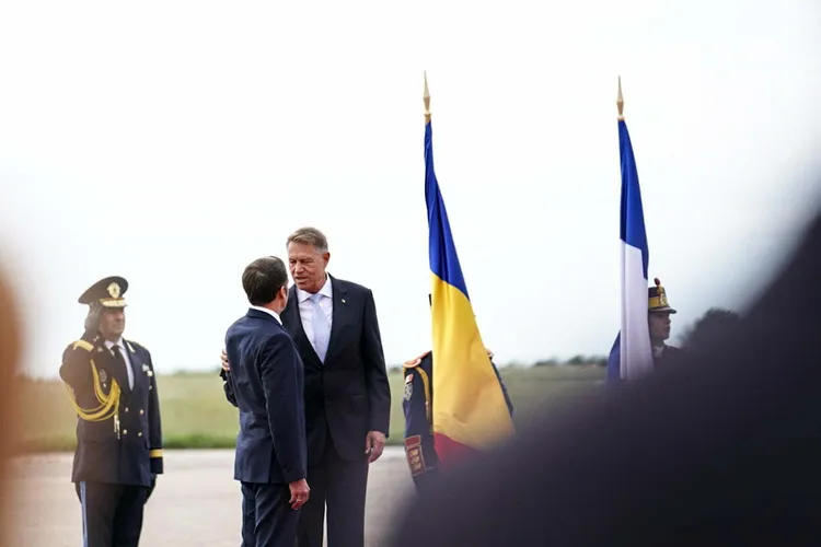 Războiul din Ucraina va dura mult (sursa: Facebook/Emmanuel Macron)