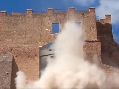 MAE rus, cinism după prăbușirea turnului medieval de la Roma în care au fost răniți și doi români (sursa: X/The Informant)