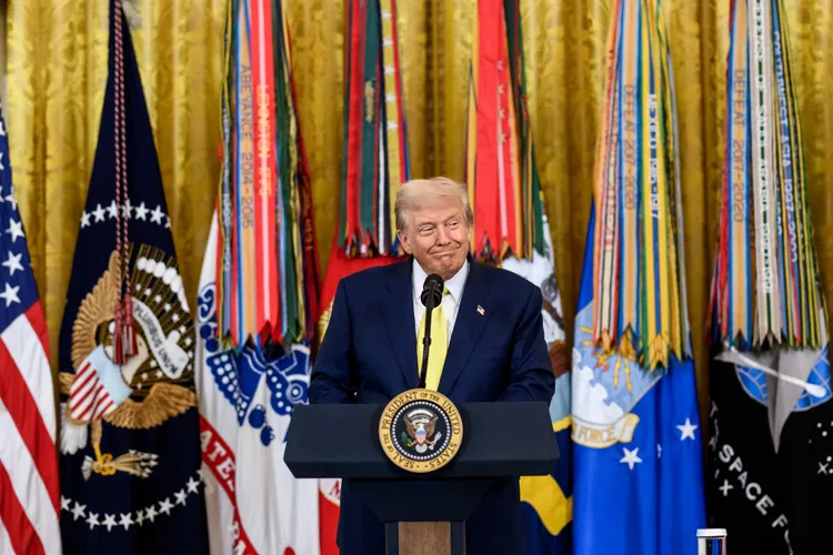 Texas schimbă harta electorală, favorizând republicanii (sursa: Facebook/The White House)