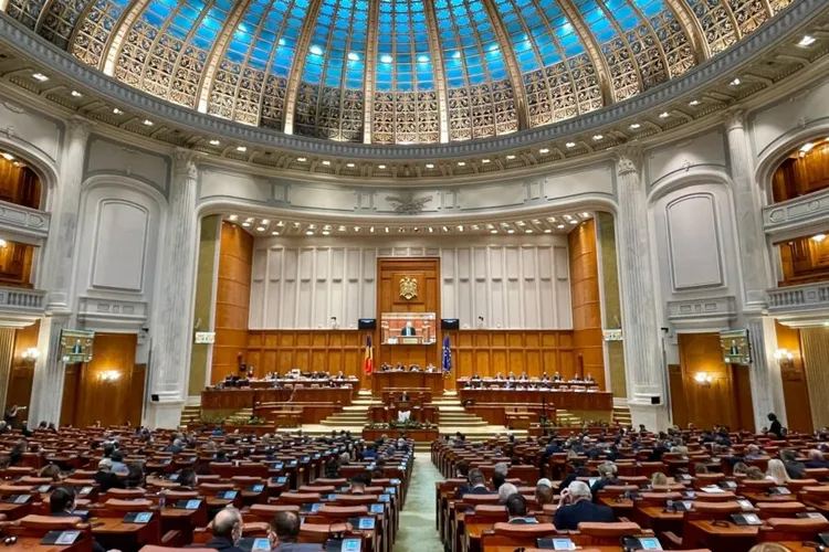 Parlamentarii, raport după un an de mandat (sursa: ziaruldeiasi.ro)