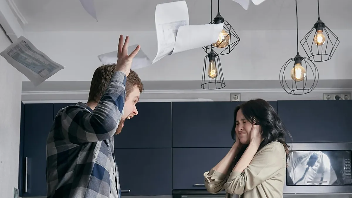 Afacerist păcălit de soție în divorț strategic (sursa: Pexels/Mikhail Nilov)