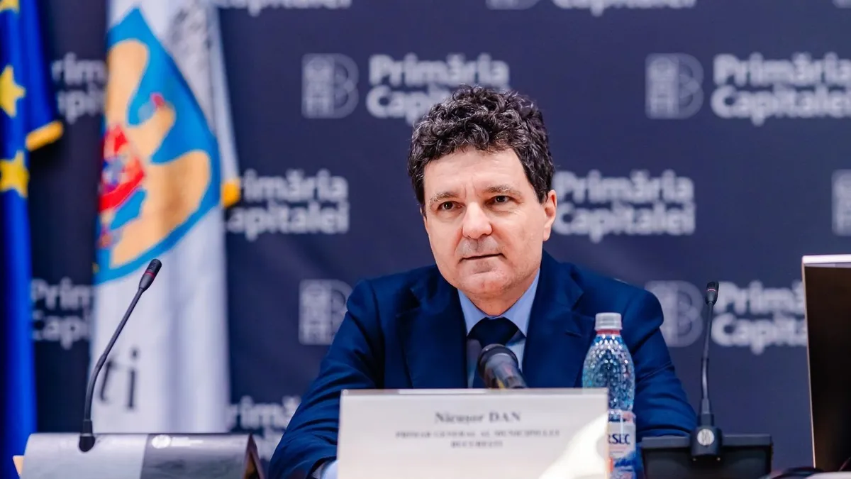 Nicușor Dan îndeamnă studenții la implicare (sursa: Facebook/Nicușor Dan)