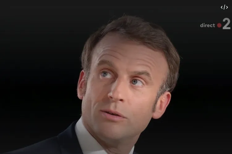 Macron: Rusia atacă nuclear, Franța - neafectată (sursa: France 2)