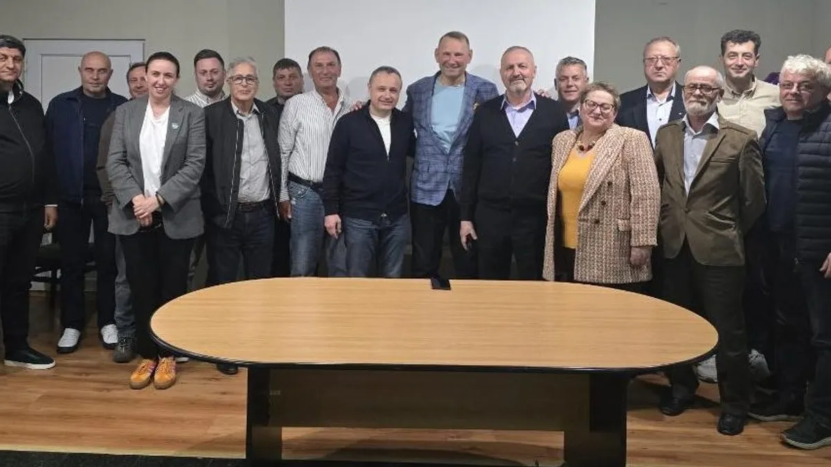 Achiziție majoră în PNL Ialomița: organizația l-a primit pe Viorel Cataramă Foto: Ziarul Ialomita