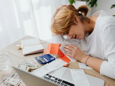 Peste 11.000 de firme închise în doar două luni (sursa: Pexels/www.kaboompics.com)