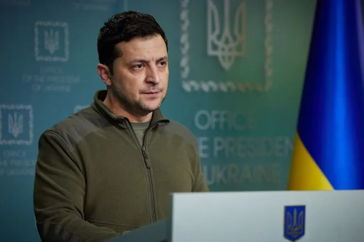 Zelenski îi transmite lui Putin că nu va negocia fără mandat popular obținut prin referendum