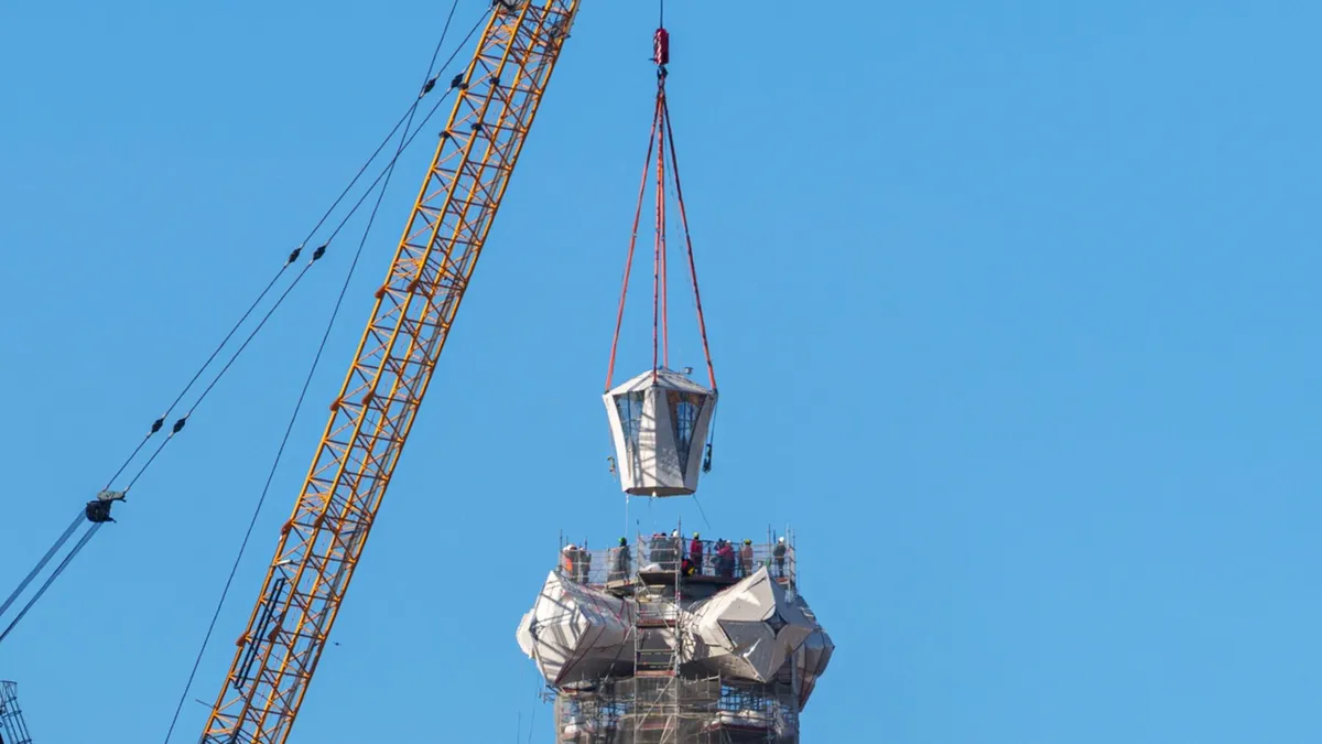 Sagrada Familia, ultima piesă a fost montată (sursa: Facebook/Basílica de la Sagrada Família)