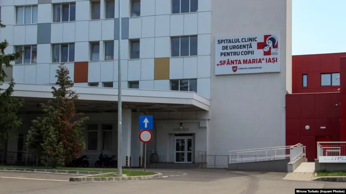 În saloanele de la secția ATI a spitalului de copii din Iași nu sunt chiuvete Foto: Miruna Turbatu