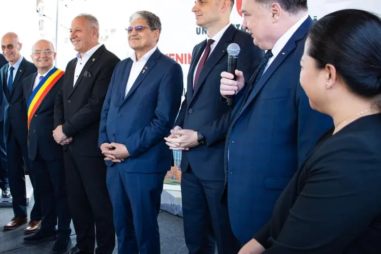 În două luni din 2024 s-au dat cinci OUG-uri prin care au crescut salariile, spune Marcel Boloș Foto: Facebook