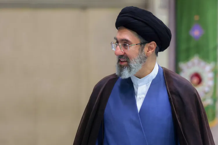 CIA se străduie să afle dacă ayatollahul Khamenei mai trăiește: „Nu credem că au ales un mort” Foto: Twitter Mojtaba Khamenei