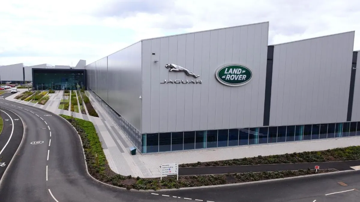 Compania Jaguar suspendă livrările în SUA (sursa: X/JLR)