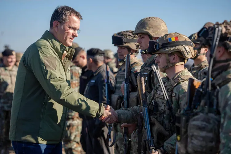 Apărarea cere exceptare de la tăieri bugetare (sursa: Facebook/Ionuț Moșteanu)