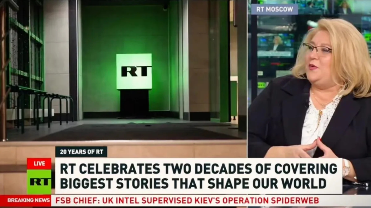 Diana Șoșoacă, la Moscova, cu Putin (sursa: Facebook/Diana Iovanovici Șoșoacă - Oficial)