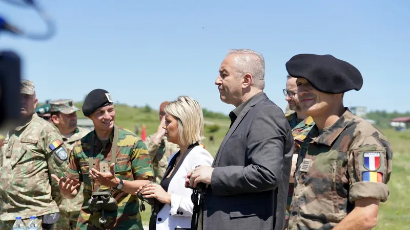 Vasile Dîncu a fost plătit în 2023 de două unități militare Foto: Twitter