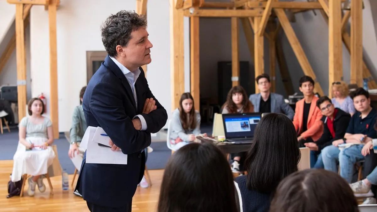 Nicușor Dan ar putea forma o majoritate în CGMB, cu PNL Foto: Facebook